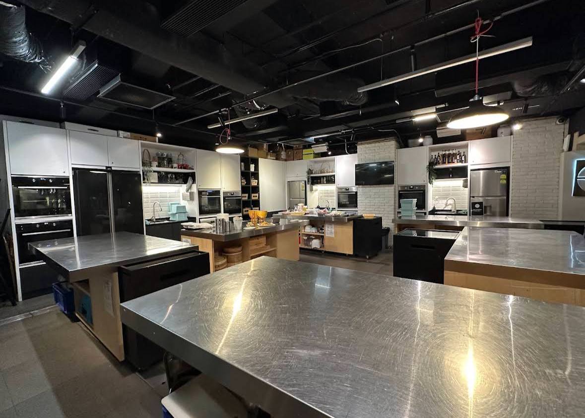The D'Open Kitchen cooking studio at Shenton Way, Singapore